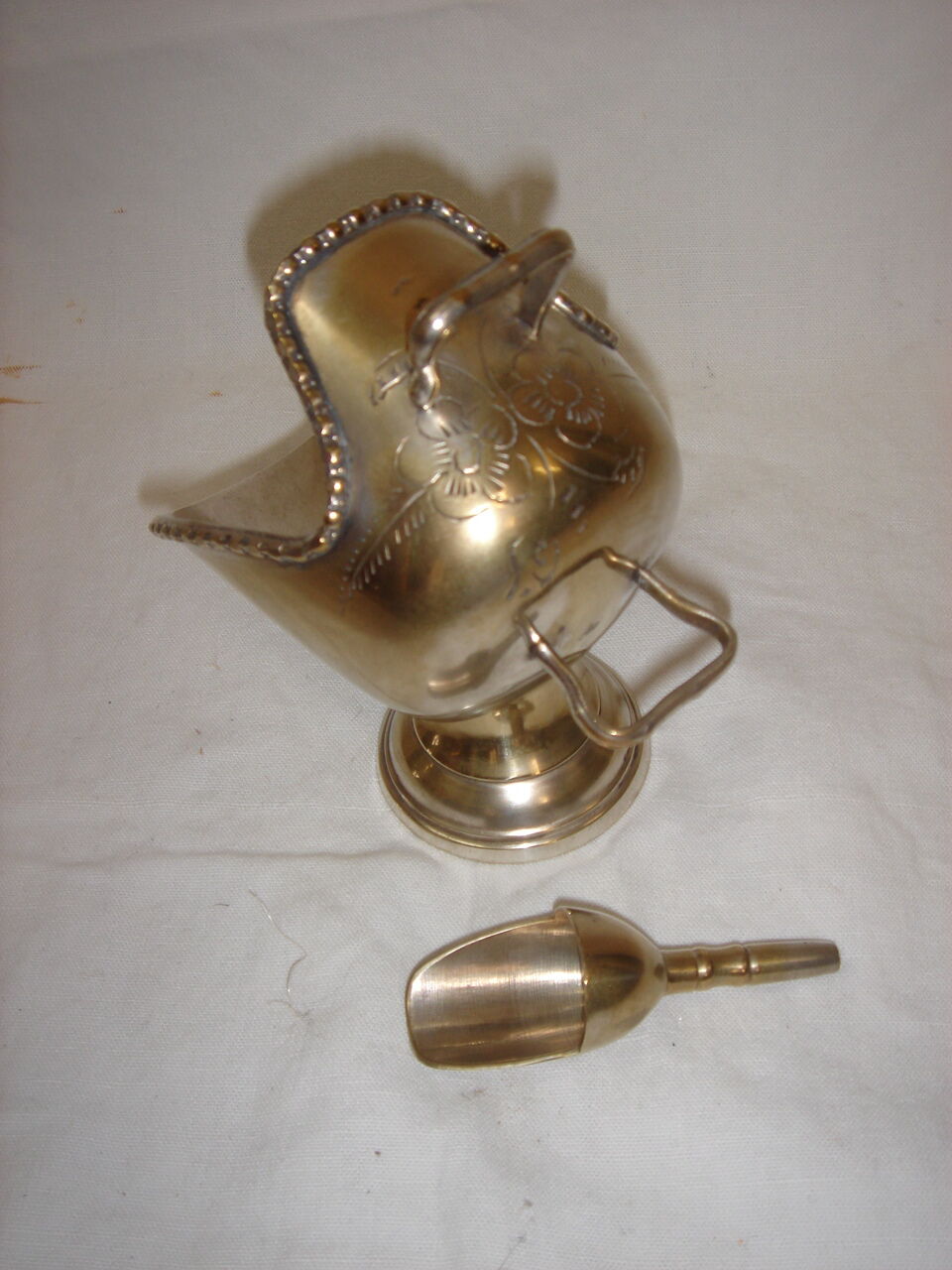 Sugar and silver metal shovel, 1970