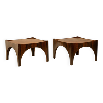 Paire de bouts de canapé ou tables basses en palissandre. Années 1970
