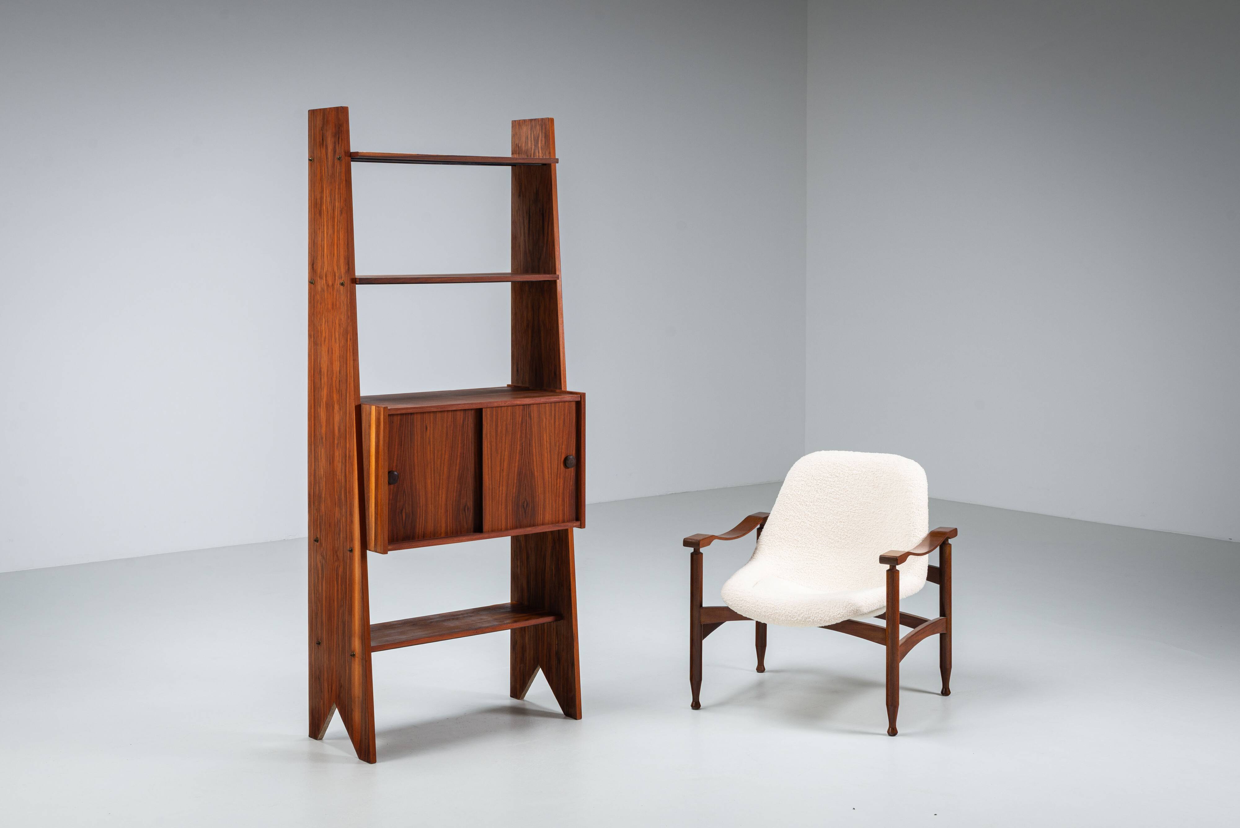 Italian bookcase with three shelves and storage