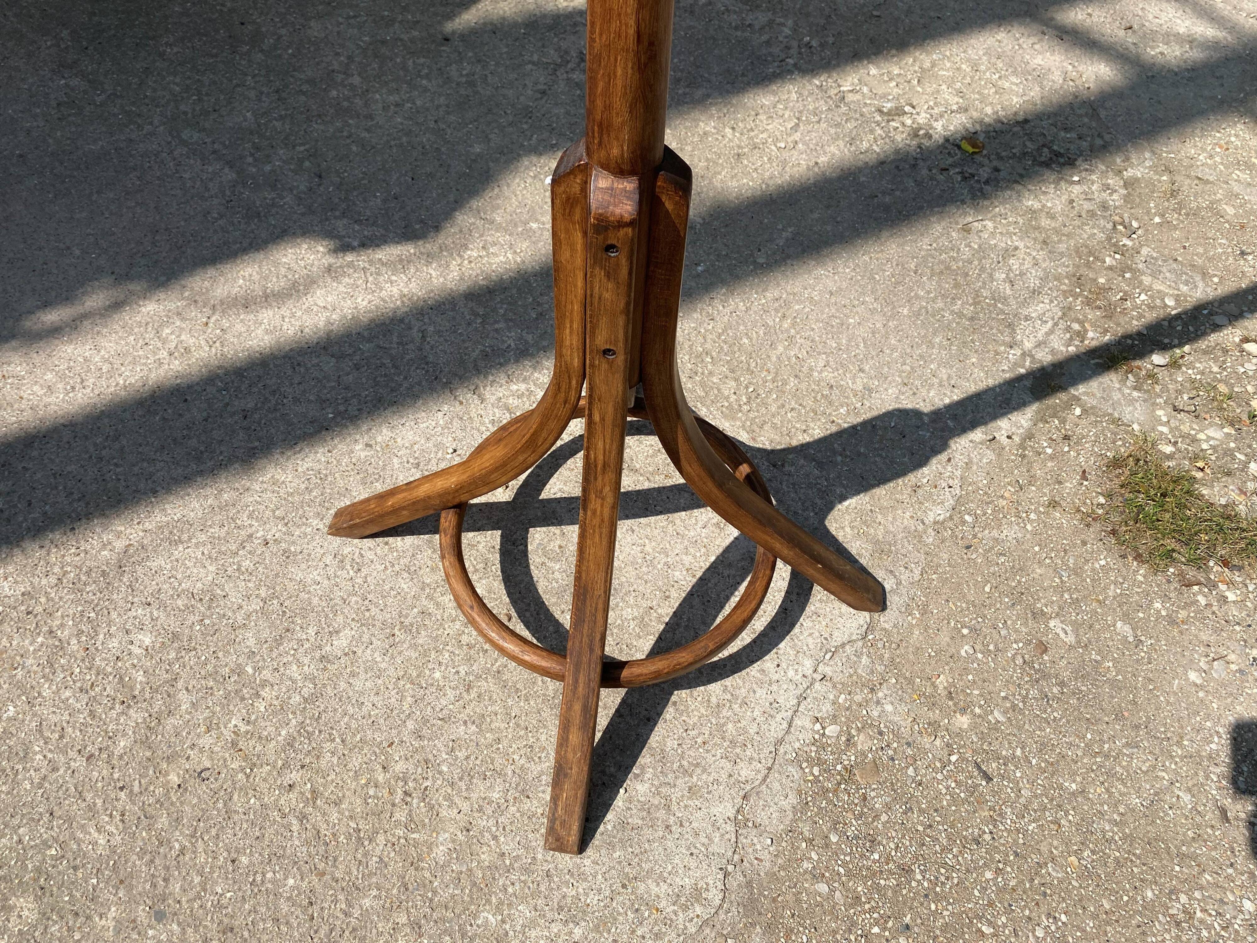 Baumann bistro style 1960s curved wood swivel parrot coat rack