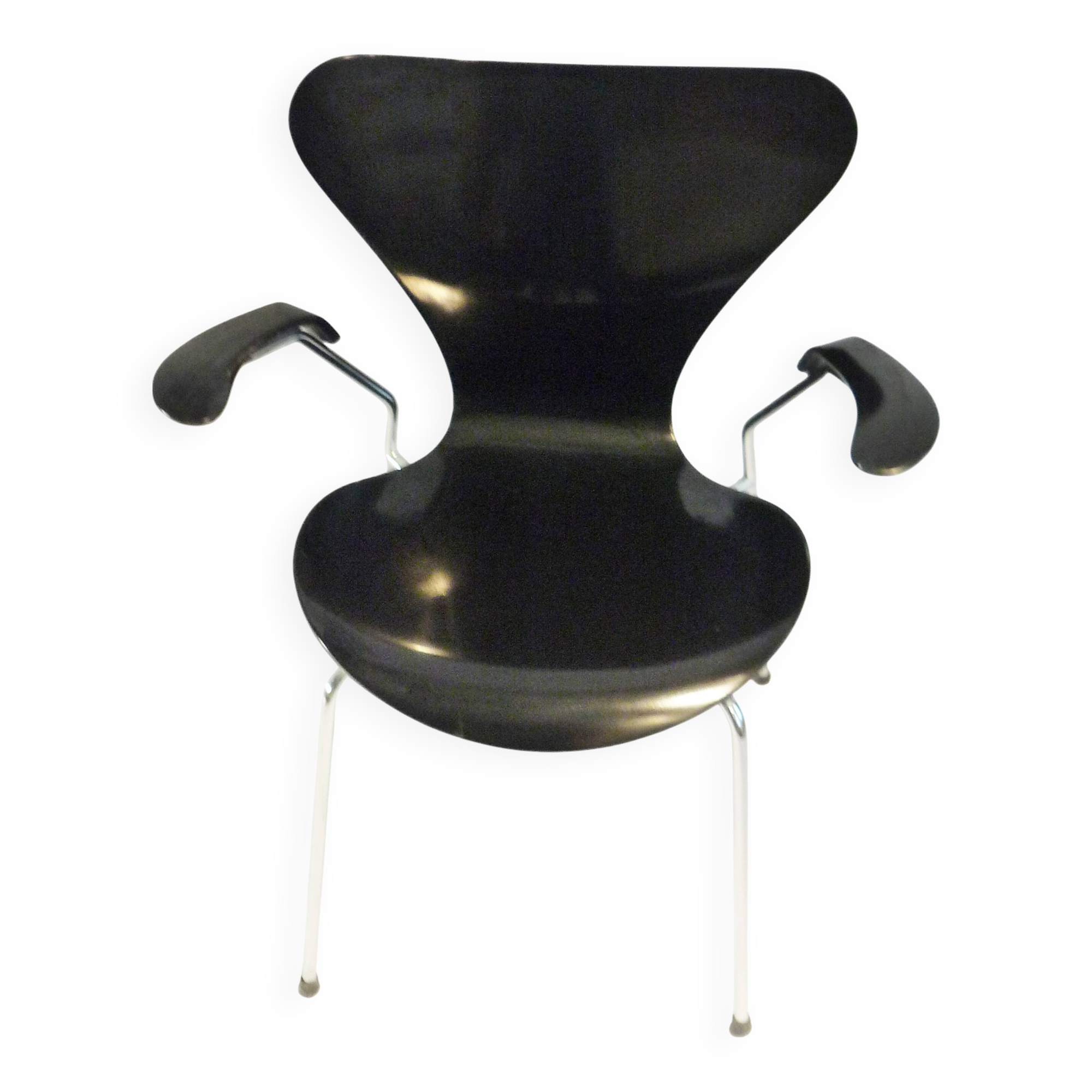 Armchair Mod. 3207 Arne Jacobsen