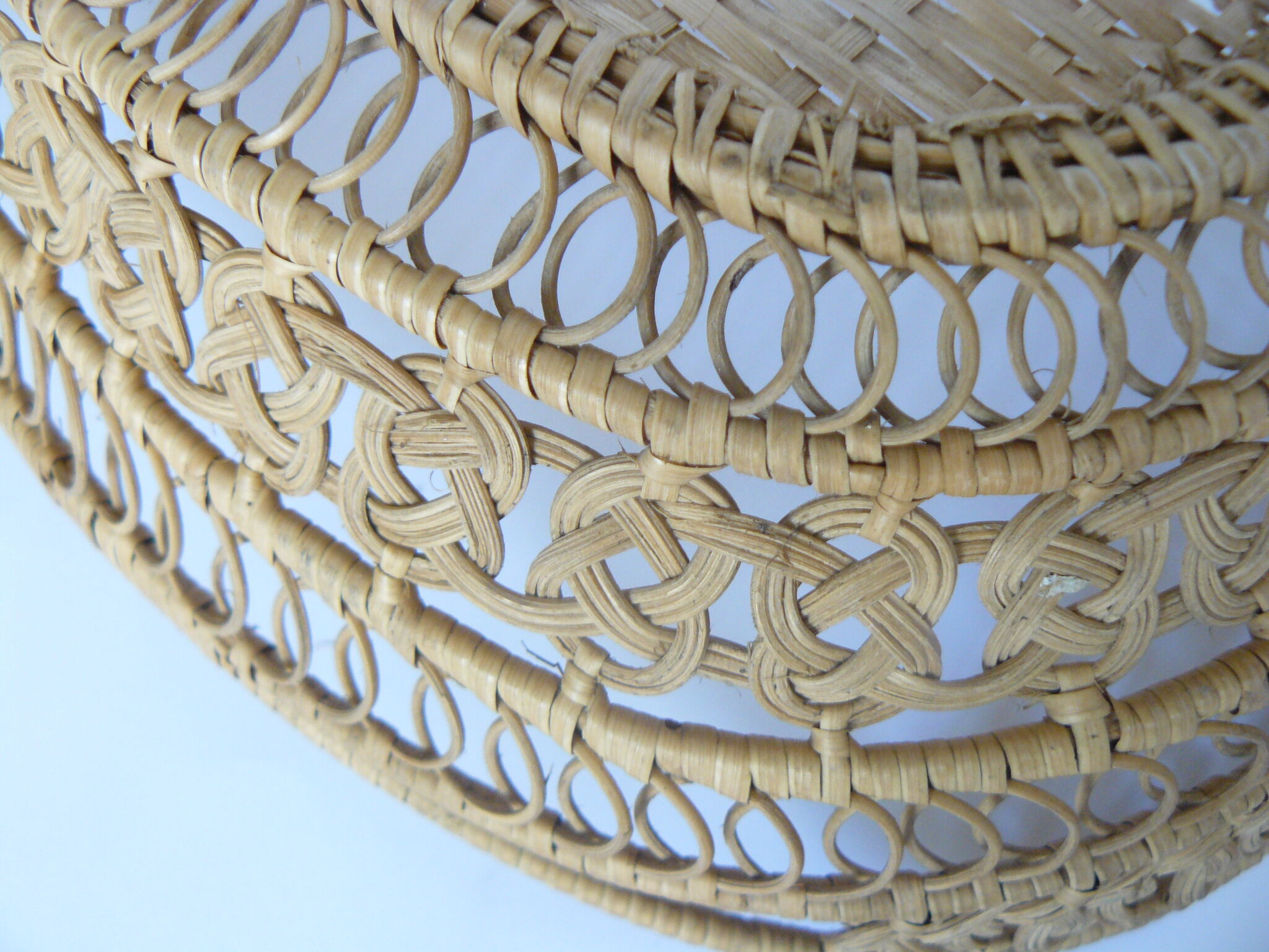 Finely woven wicker basket, late 19th century