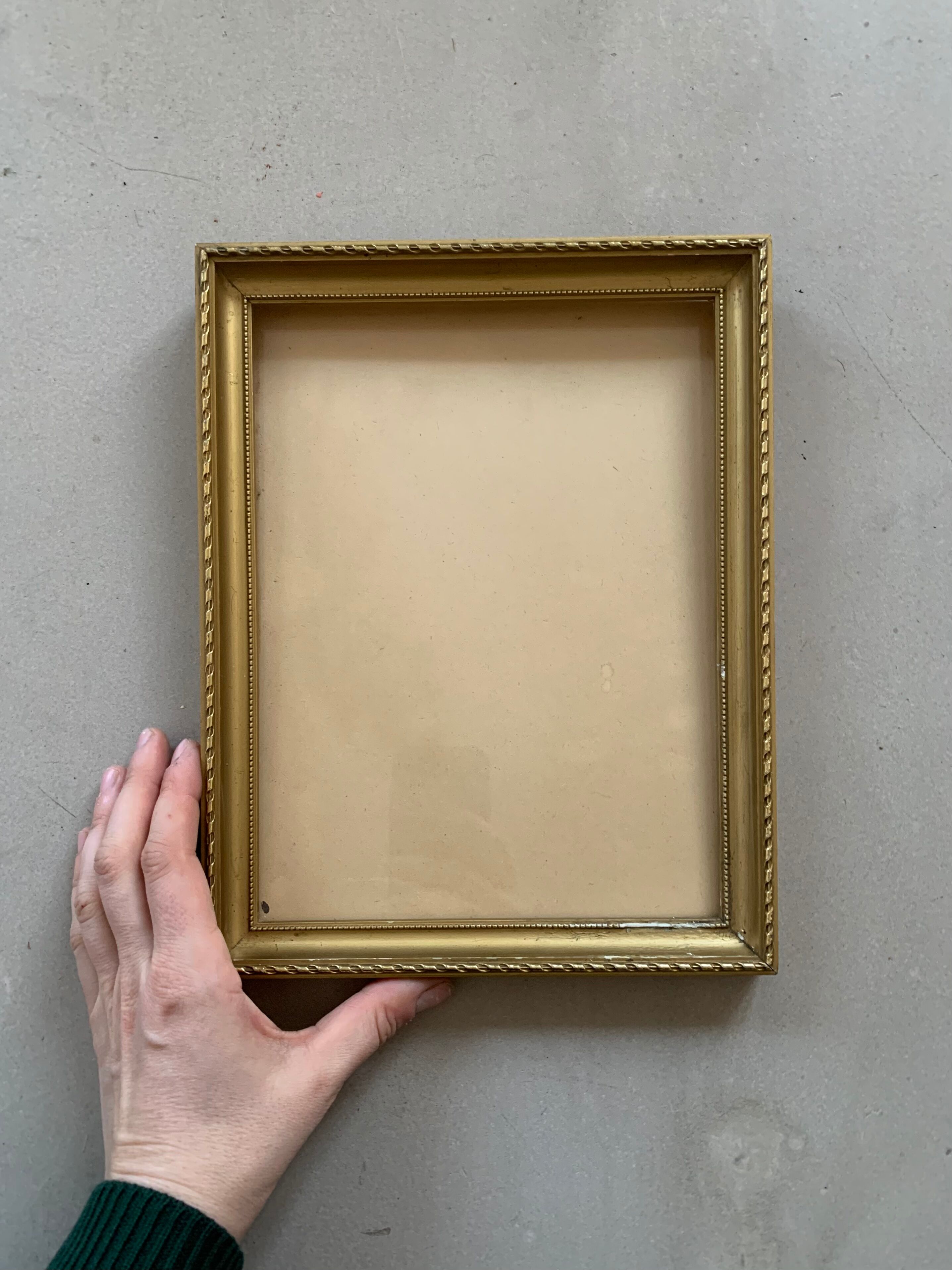 Old gold frame 26x20cm