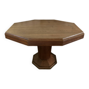 Octagonal table in oak