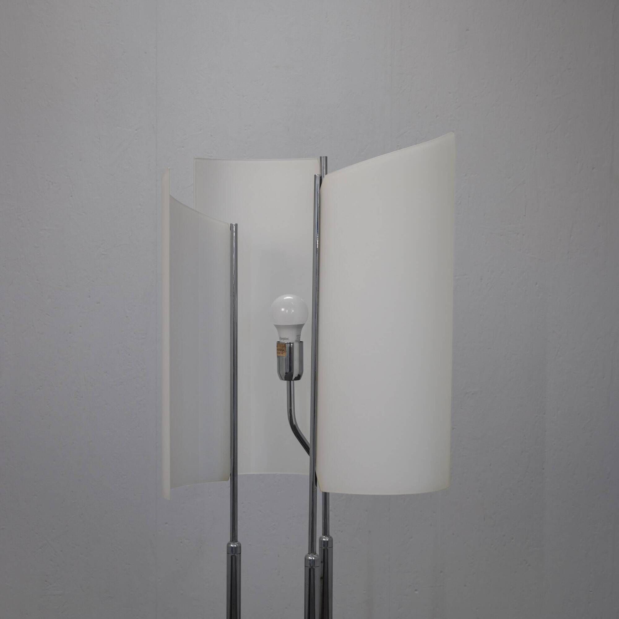 Arianna floor lamp by Bruno Gecchelin for Oluce, Italy, 1970s