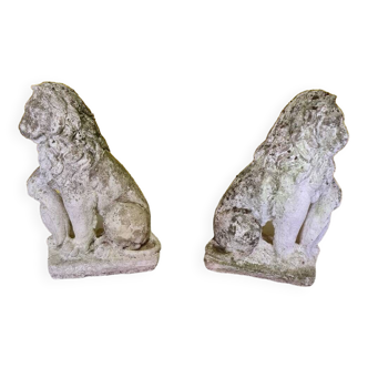 Set Of Concrete Sitting Lions With Coat Of Arms, 20th Century