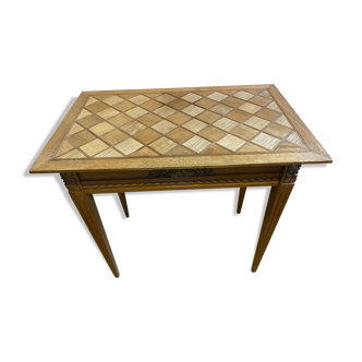 Table desk in gilded oak parquetry, 1 drawer.