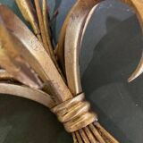 Ear of wheat wall light