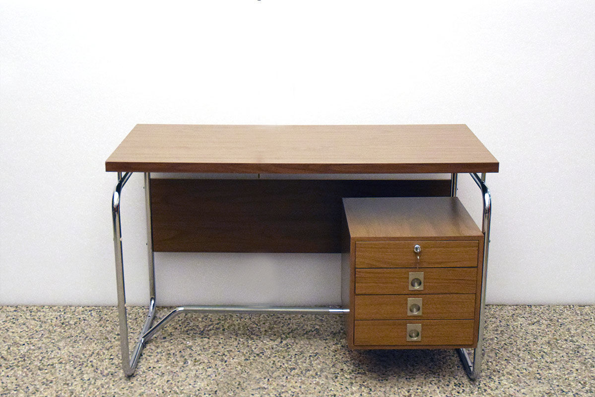 Bauhaus style desk, 1960's Italian production