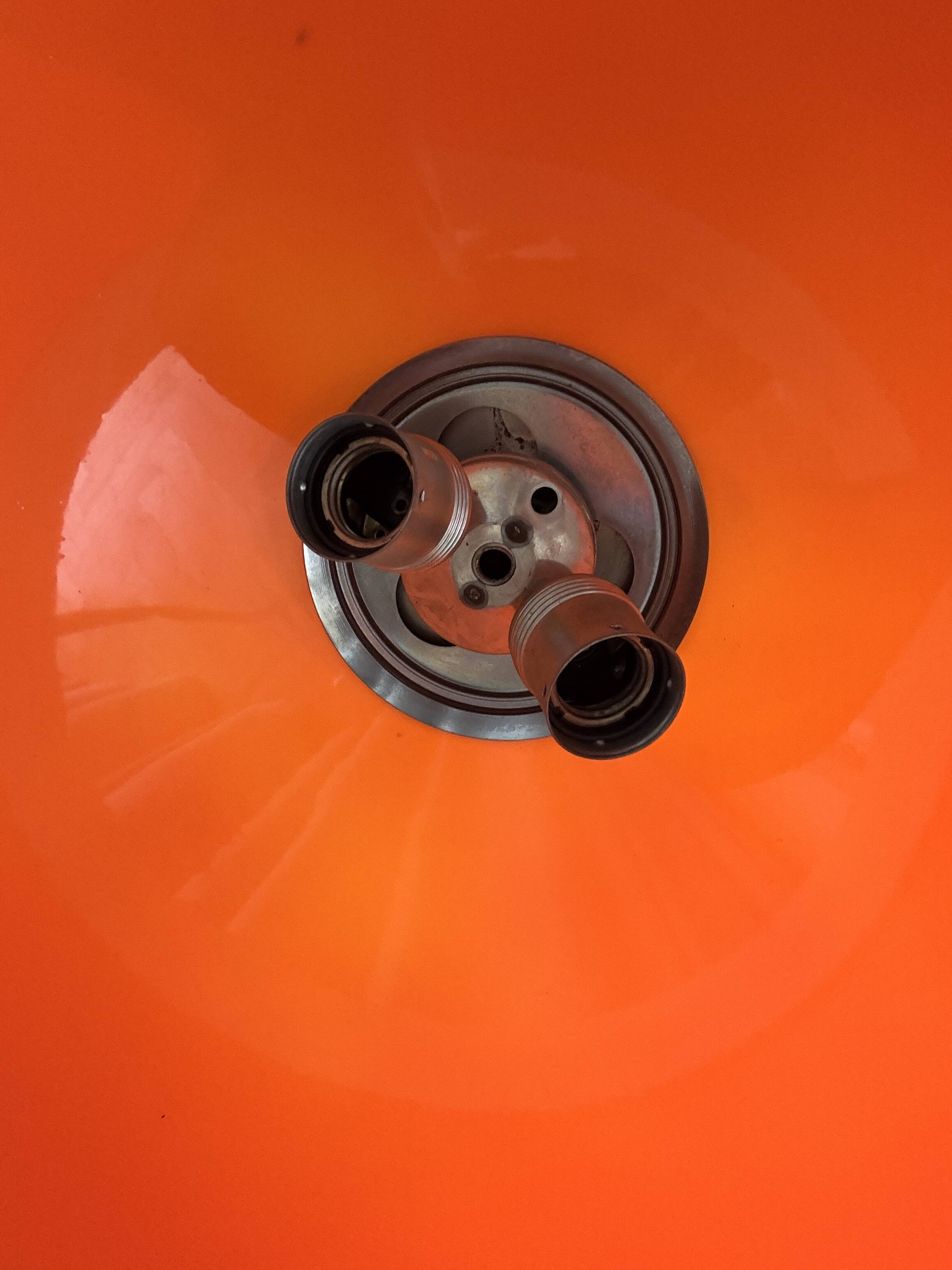 Lampe pendentif orange de l'âge spatial vintage 1973 – Chrome et acrylique