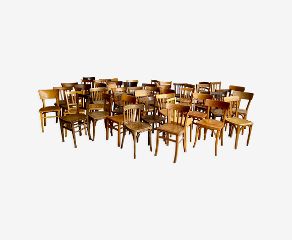 Lot de 50 chaises bistrot dépareillées restaurant