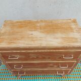 Sanded chest of drawers