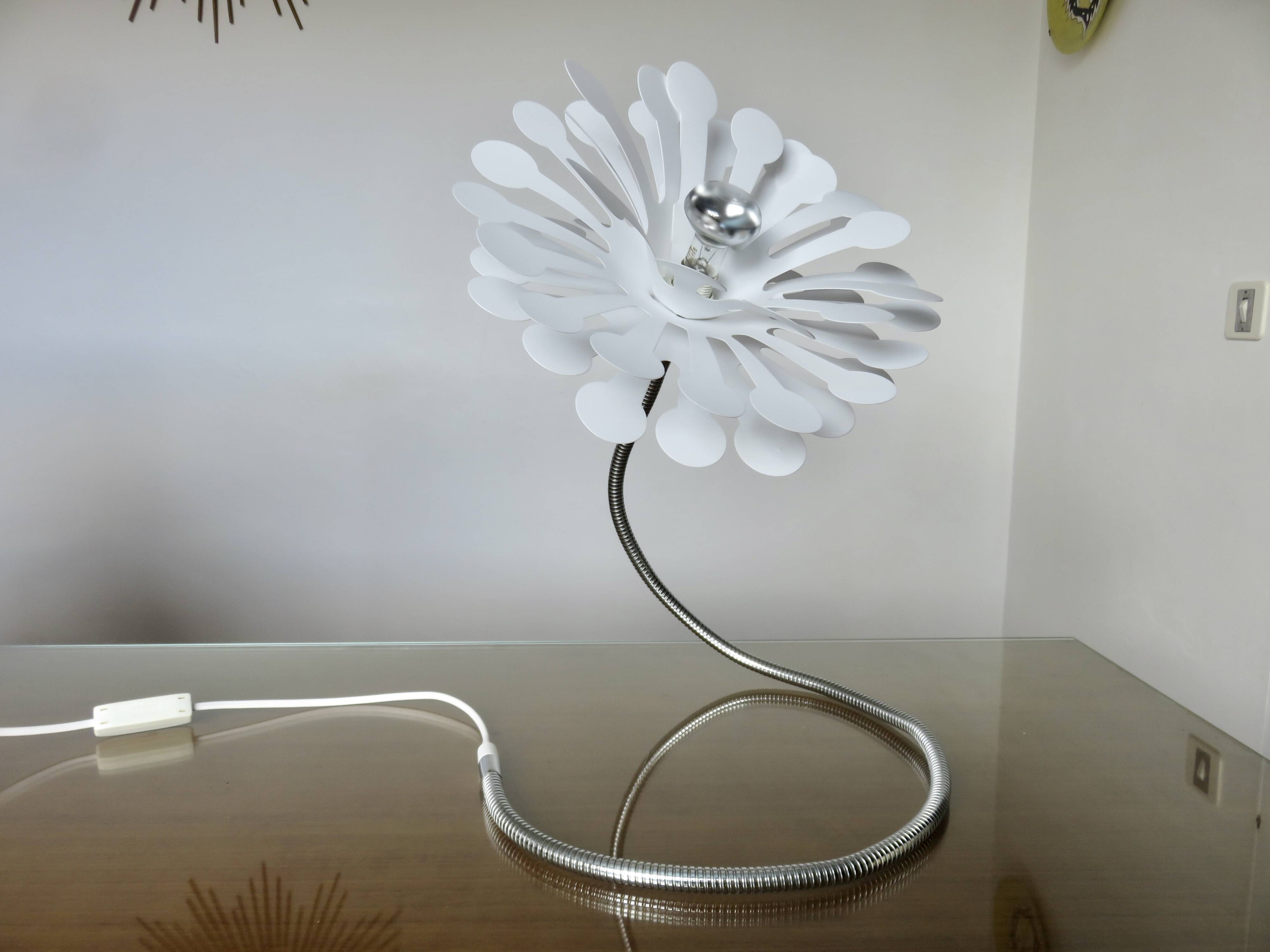 "flower" lamp space age, rockabilly, vintage, 80s-90s