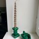 Duo de bougeoirs en céramique barbotine verts années 50