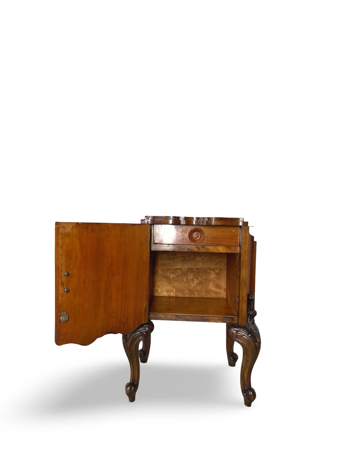 Italian nightstands from the 1930s
