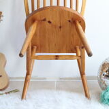 Windsor 60s cobble chair in solid wood