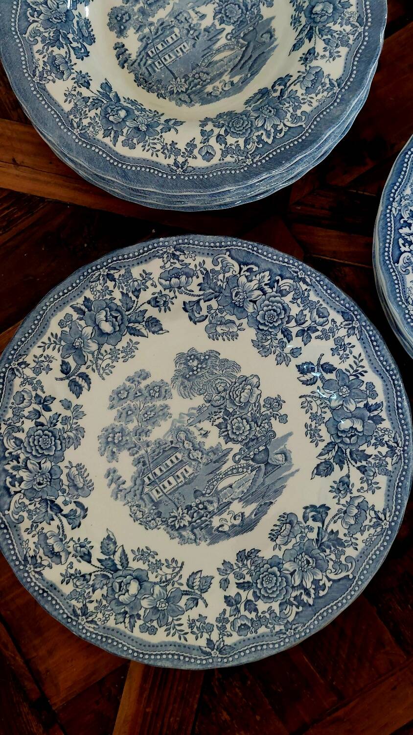 Tonquin Plate Set by Myott – 17 Piece Vintage Earthenware
