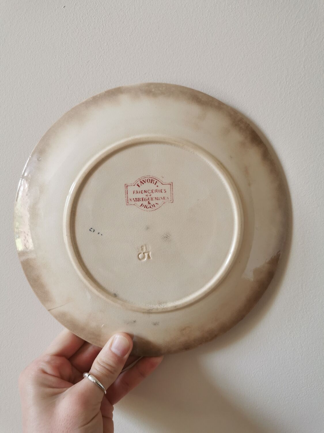 Assiettes anciennes Sarreguemines "Favori"