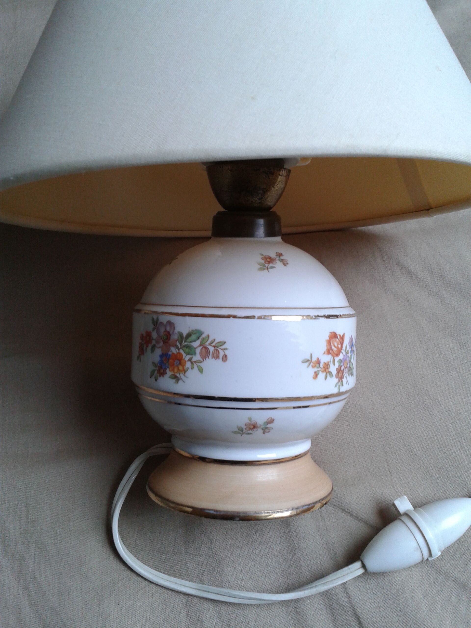 Porcelain bedside lamp