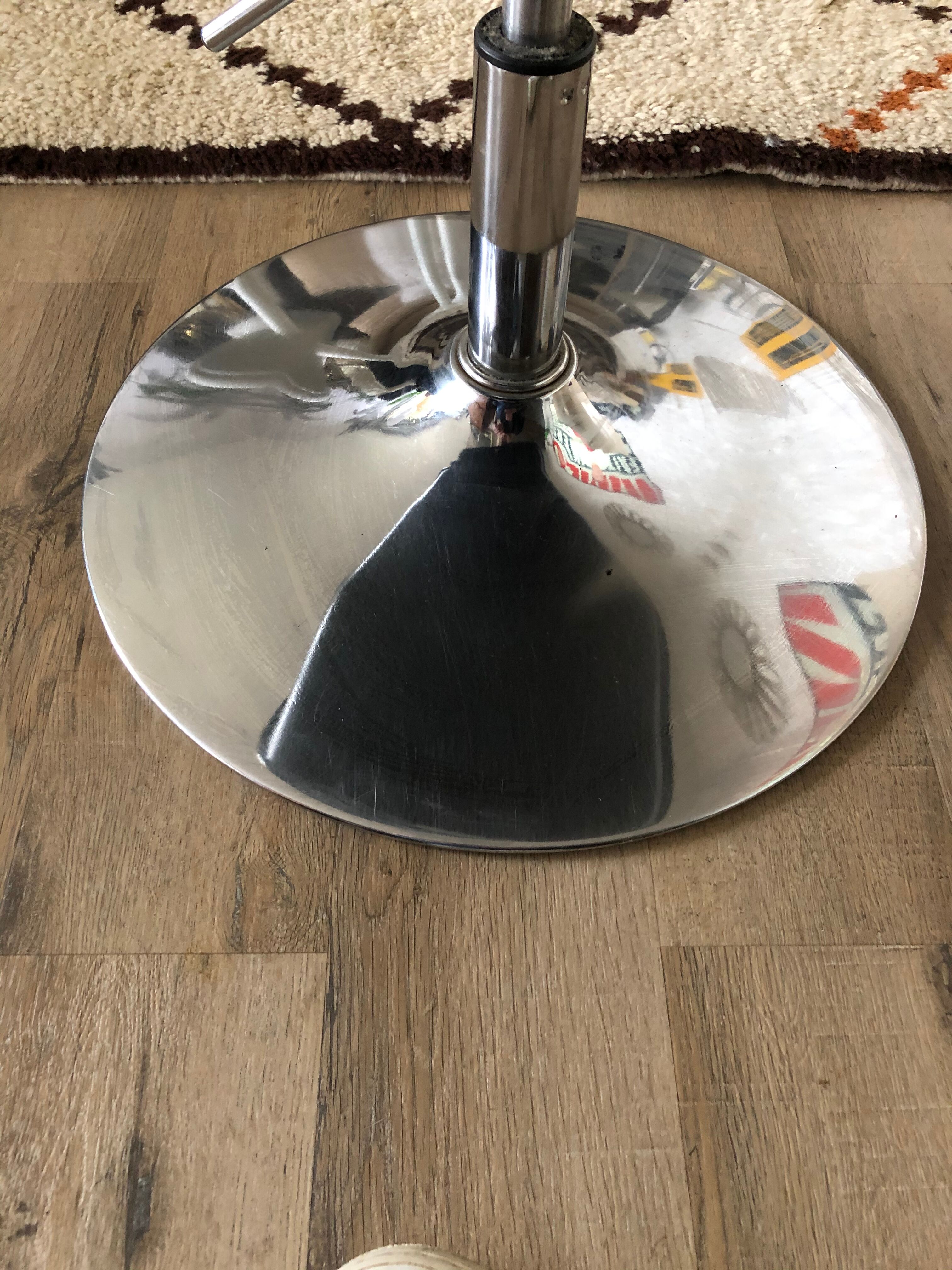 Vintage chair foot tulip