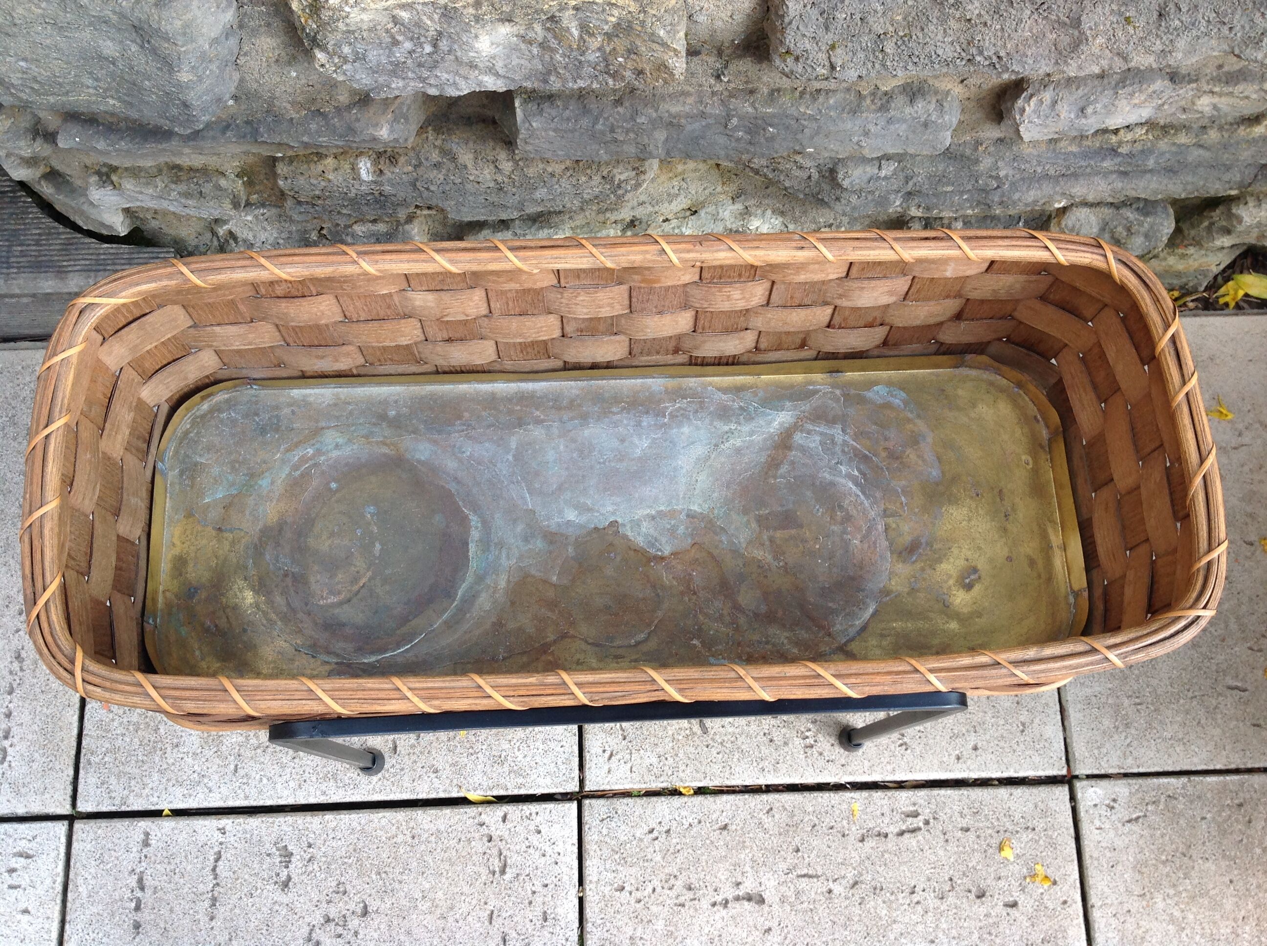 Planter on foot in braided wood 60/70s