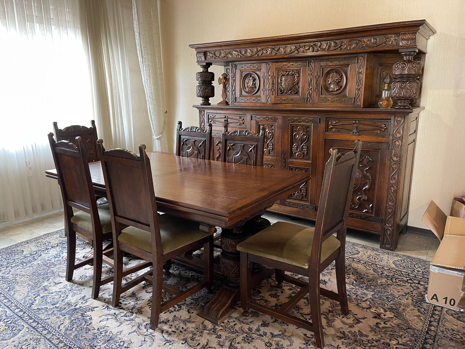 Old Basque Renaissance Buffet