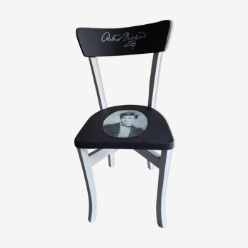 Ancienne chaise bistrot relookée "Arthur Rimbaud"