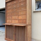 Cardboard cabinet, notary's cabinet with flaps