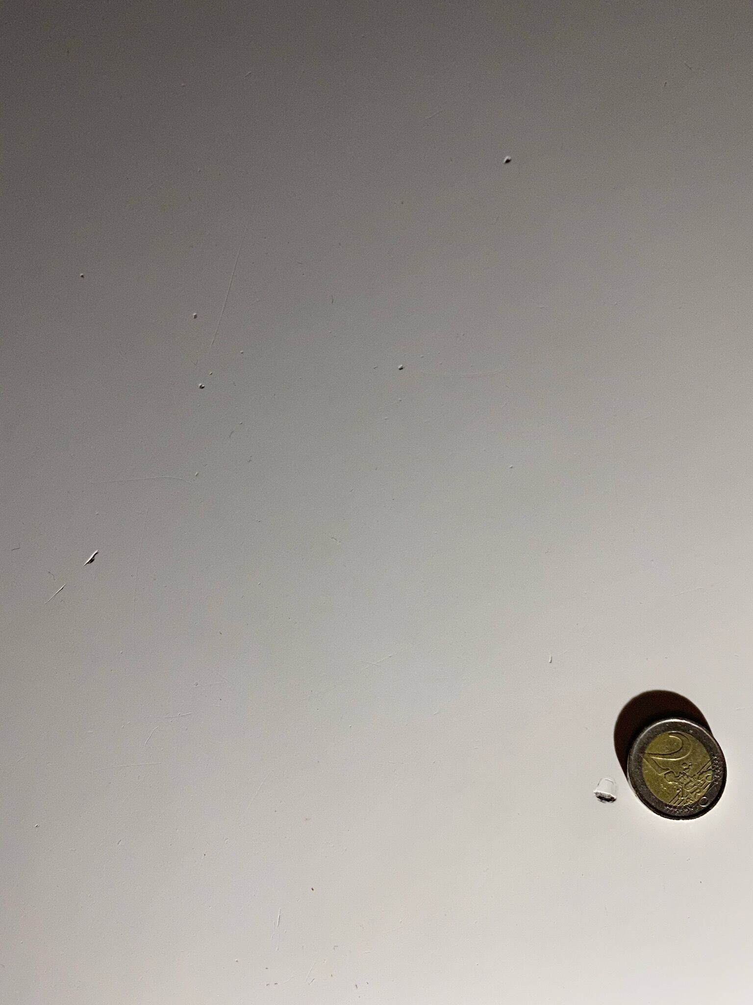 Eero Saarinen's oval tulip table for Knoll