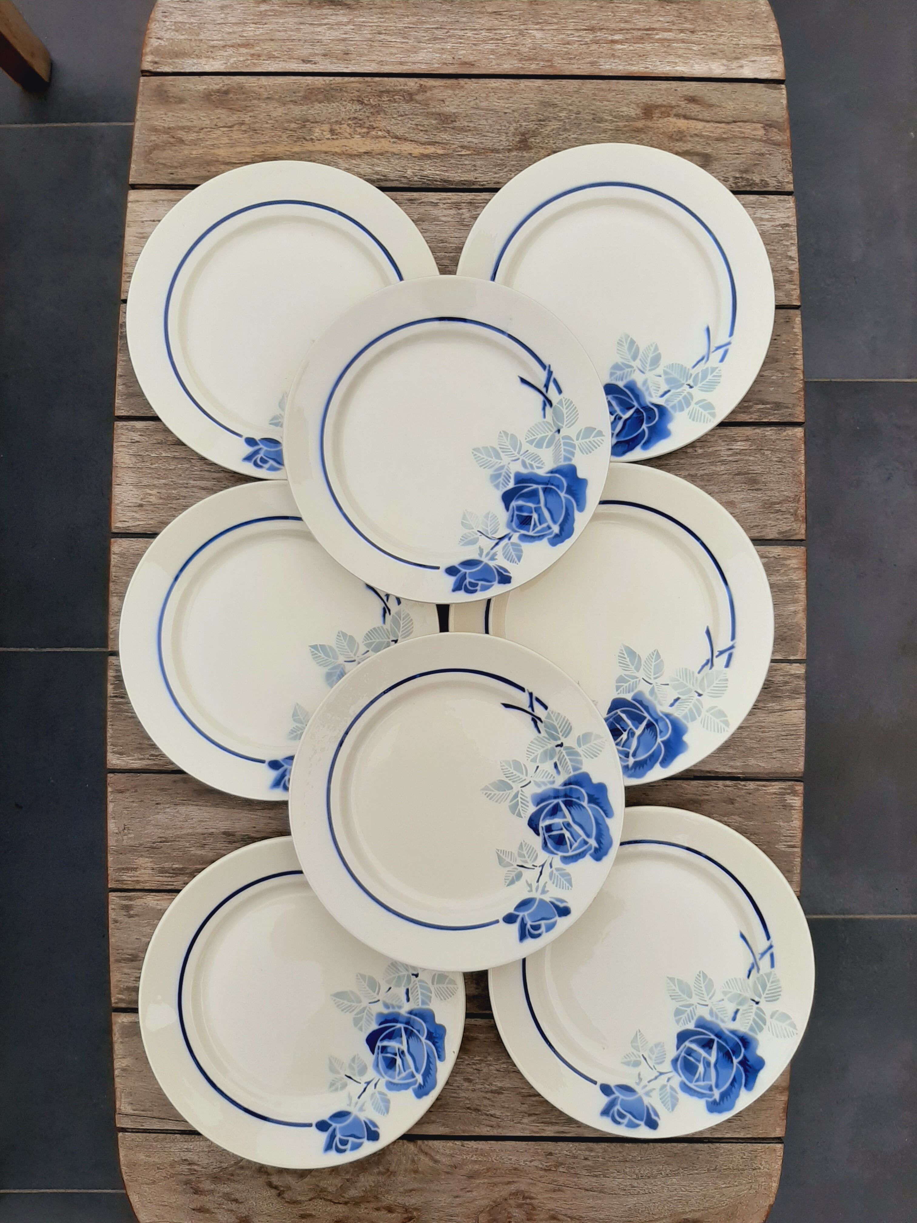 8 blue flower plates Badonviller Rosane