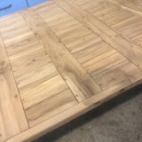Farm table