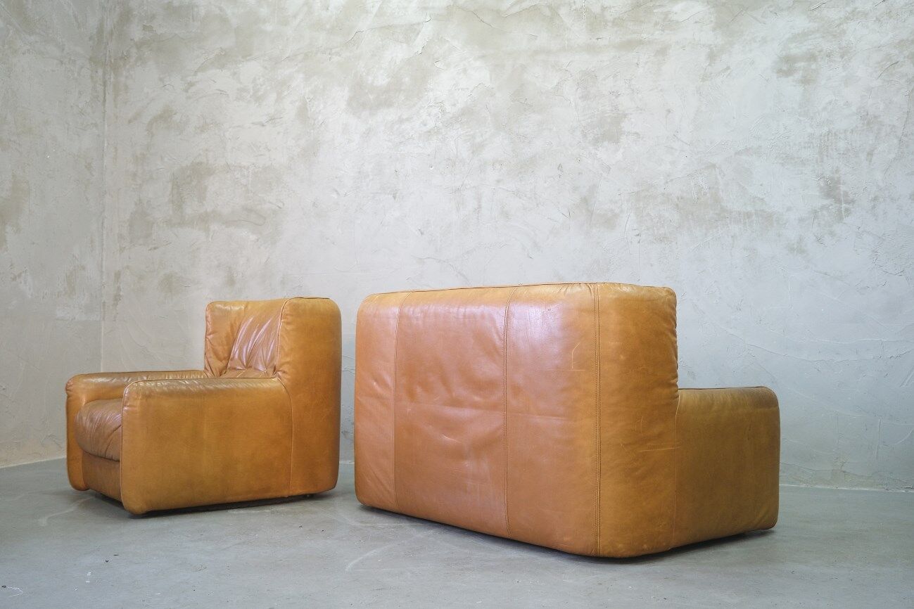 Brutalistic italian leather living room set, 1970, set of 2