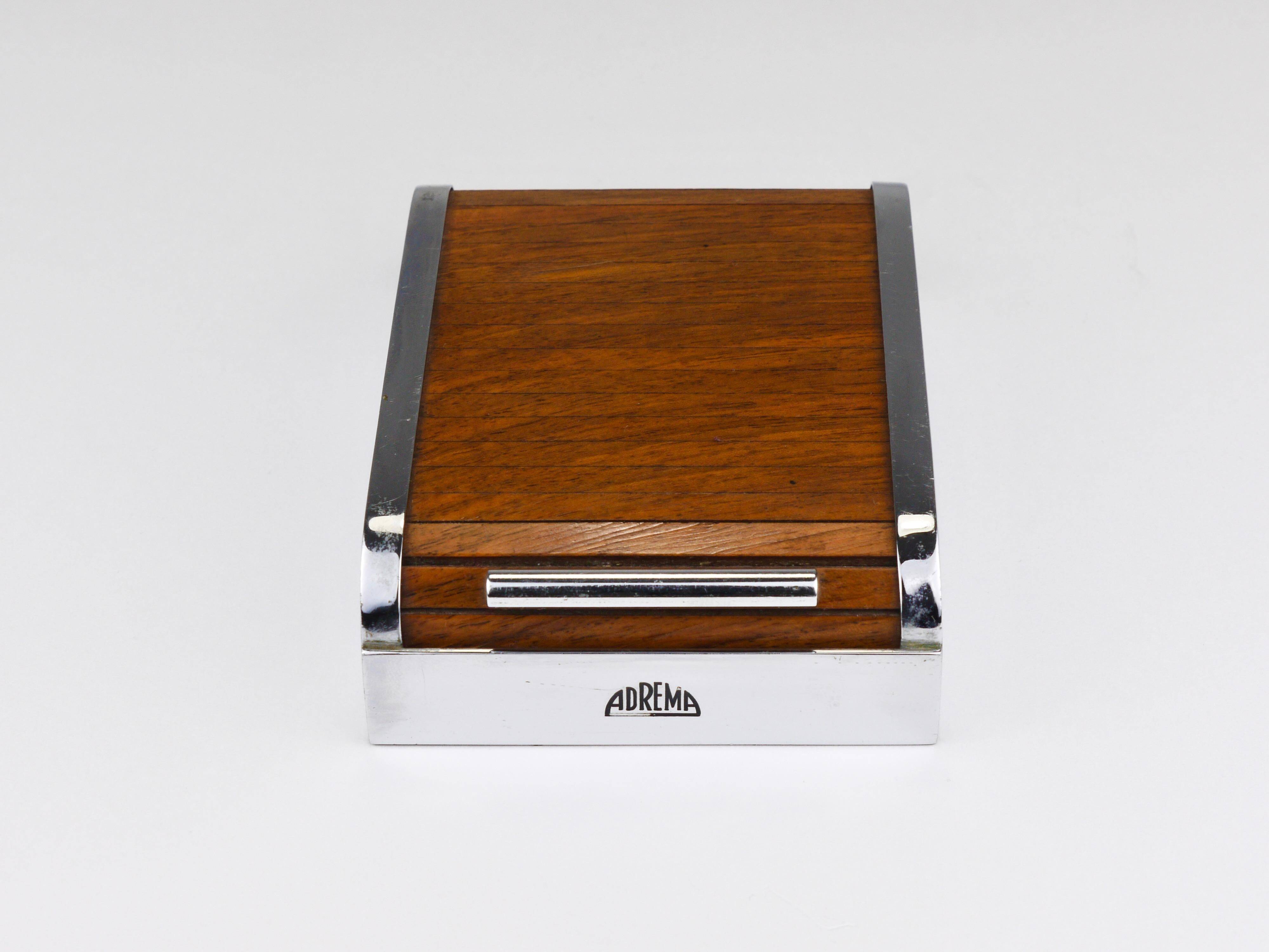 Carl Aubock rolling shutter storage box from the 1930s, cigarette dispenser, walnut, Vienna