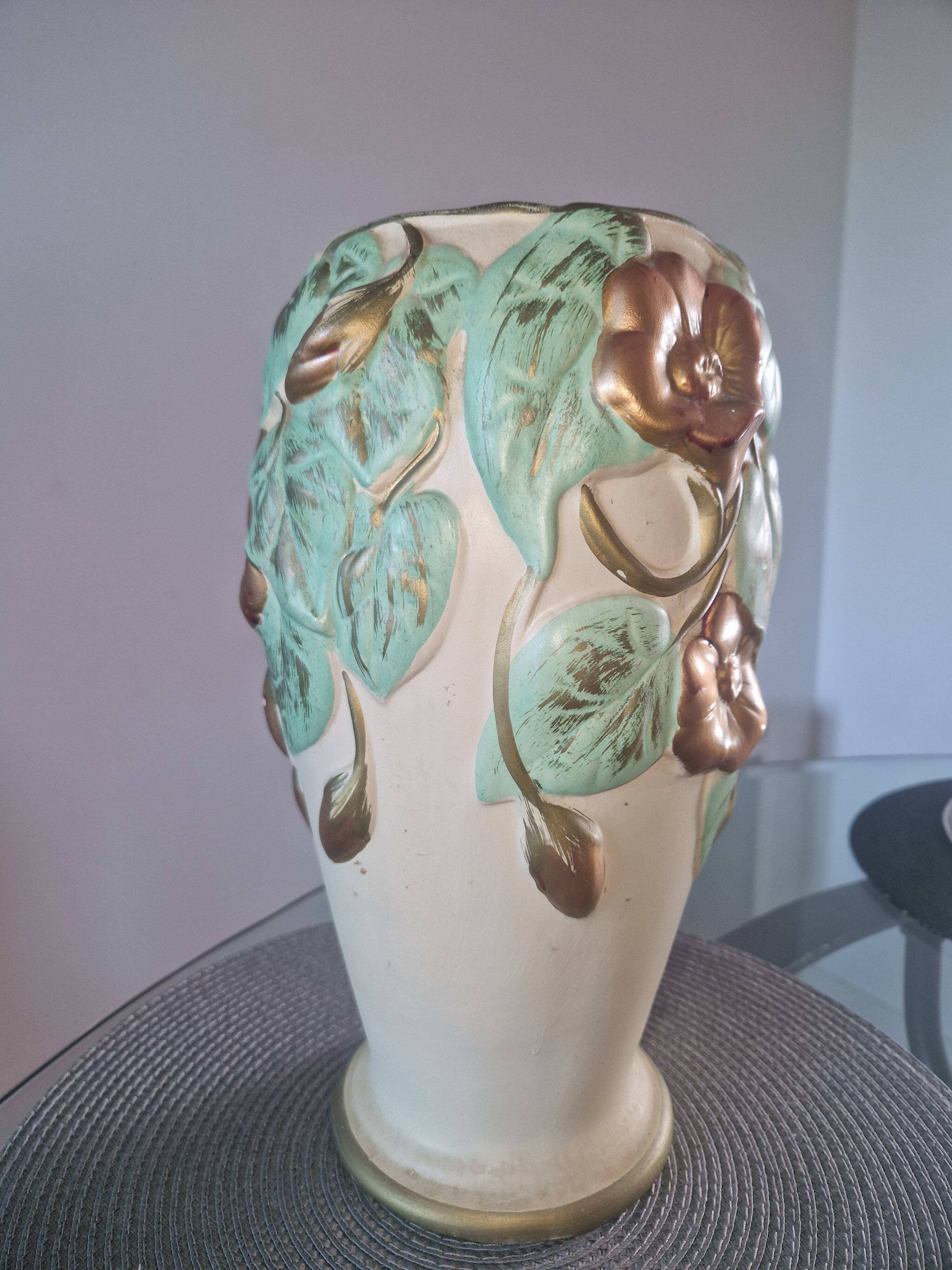 Antique Burmantofts Faience vase – England – relief floral decoration