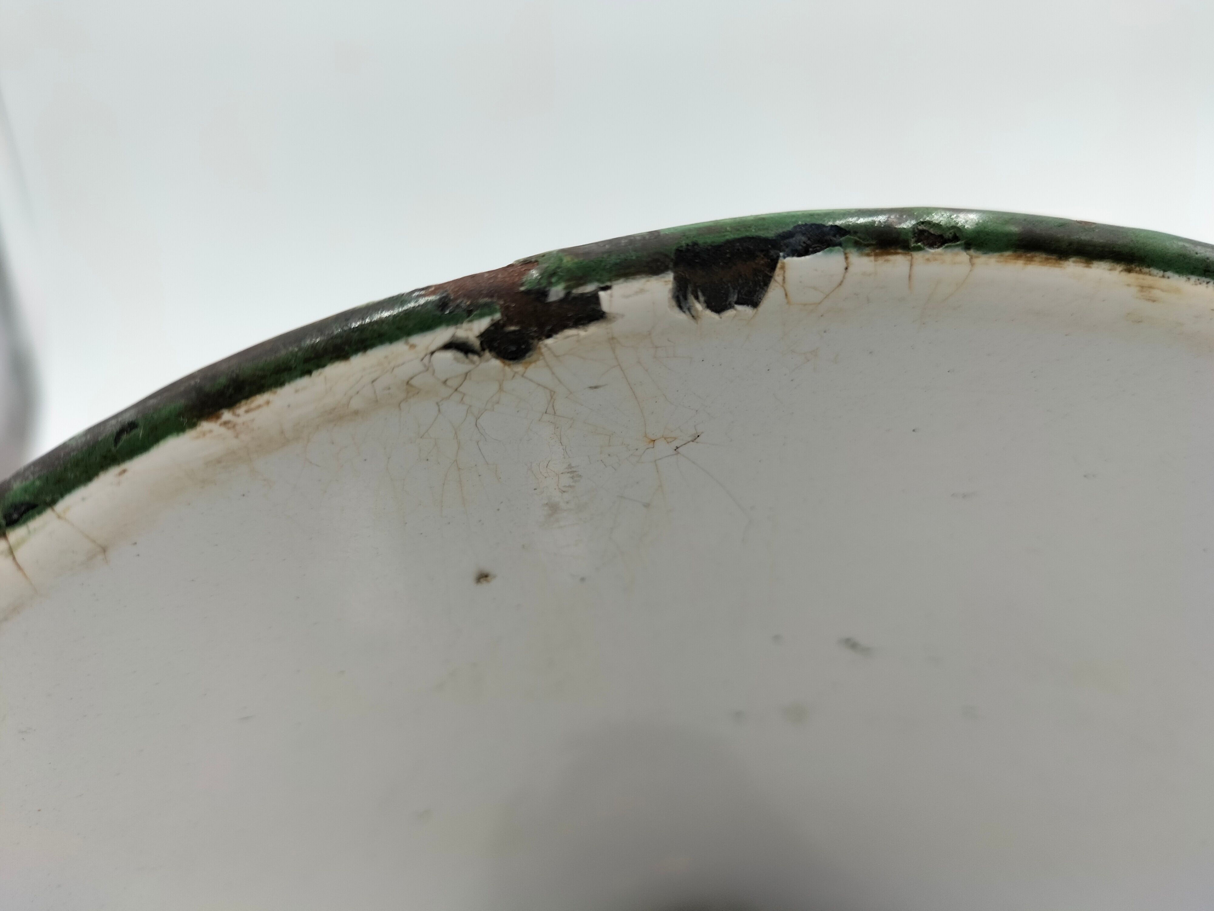 Pair of industrial hanging lamps