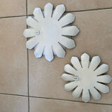 Metal flowers