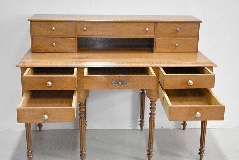 Tiered desk – 20th century