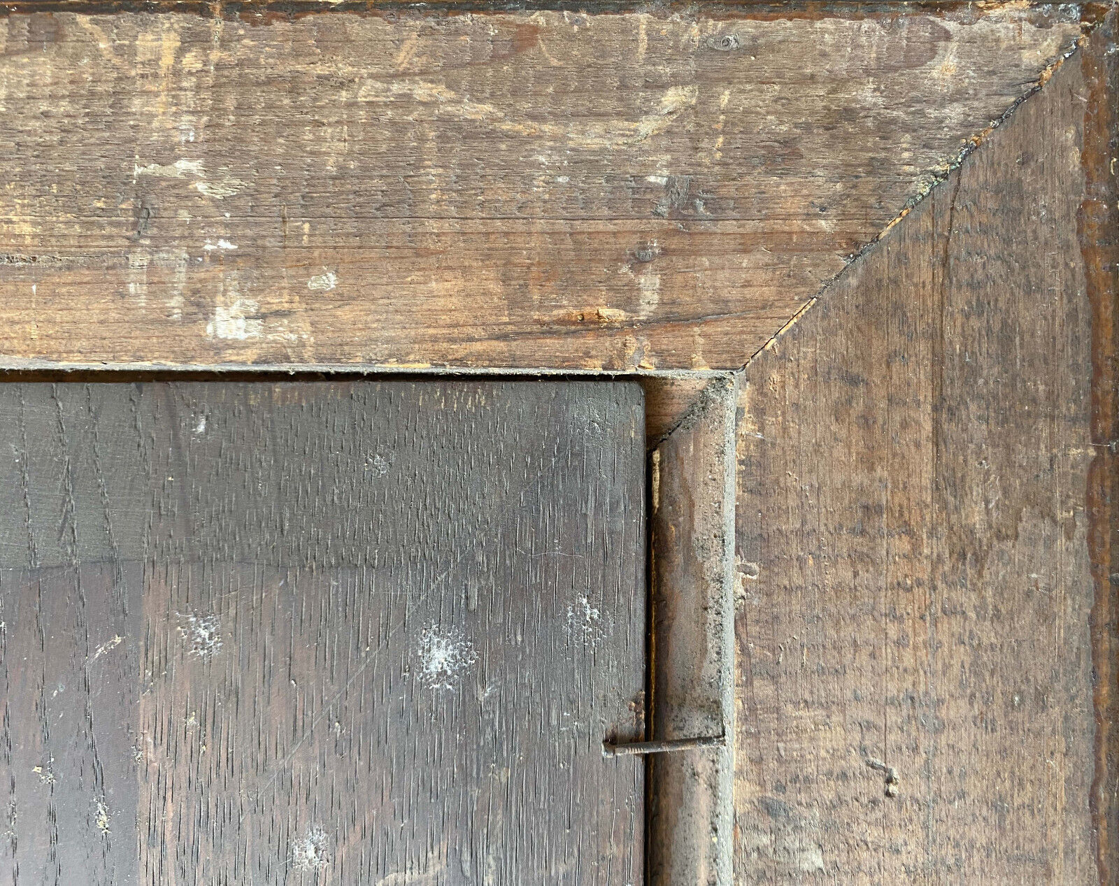 Table XIX° century, farm with thatched roof in the woods", signed Delattre