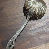 Rocaille style sprinkler in solid silver Minerva