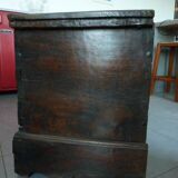 Solid wood chest