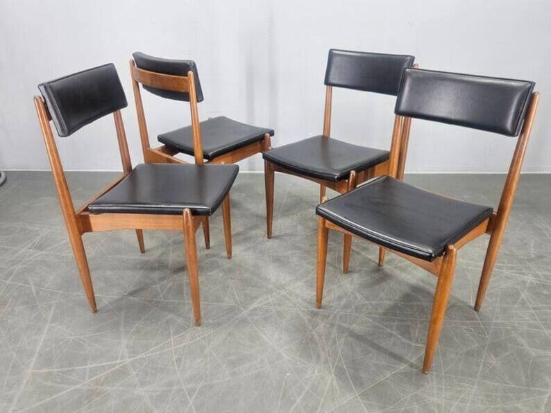 Set of Four Rare Midcentury Dining Chairs, Denmark, 1970s