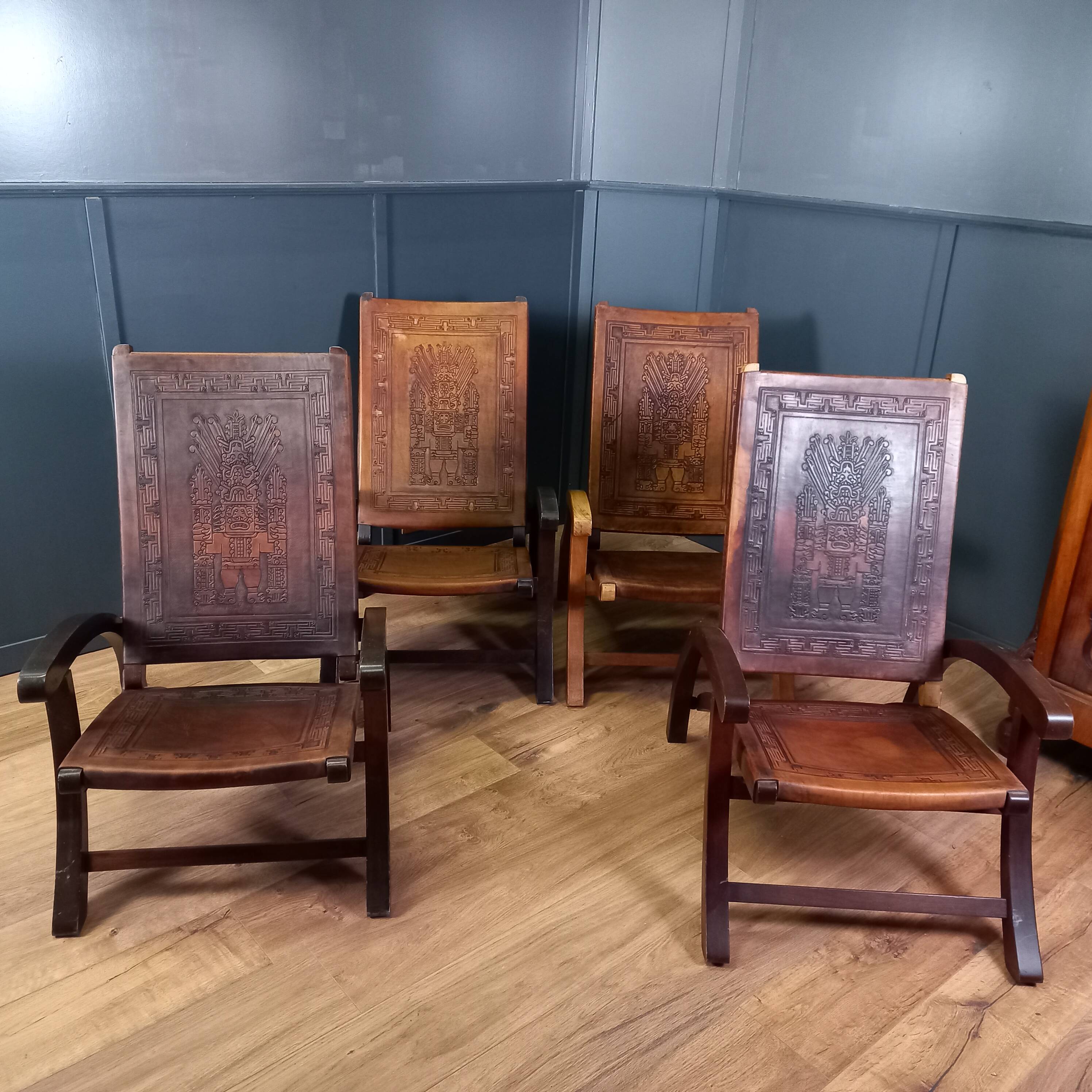 4 chaises en bois et cuir, années 1960