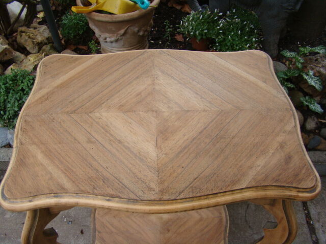 Old art deco sellette