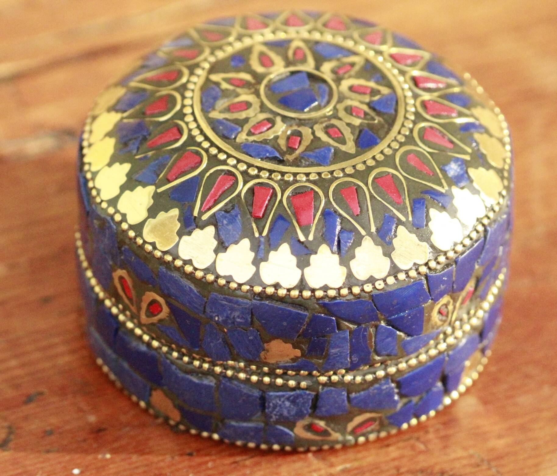 Jewelry box