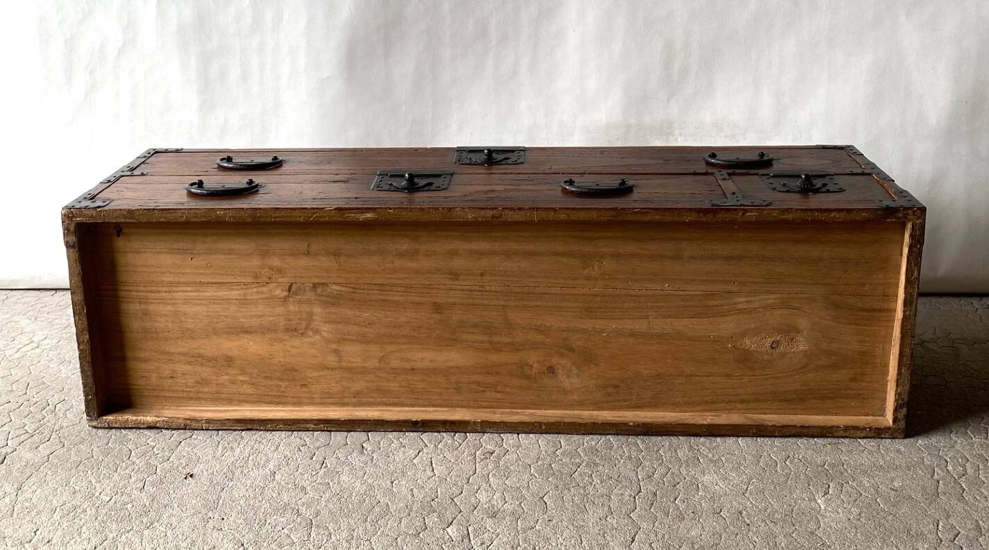Japanese tansu chest