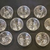 10 anciennes coupes à champagne en cristal gravé ciselé