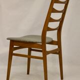 Set of 4 Scandinavian chairs year 50-60 restored anti-stain fabric gray cloud.