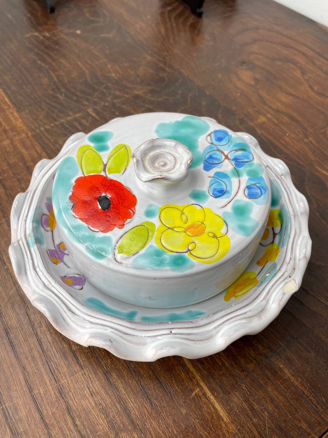 Vallauris ceramic corolla butter dish