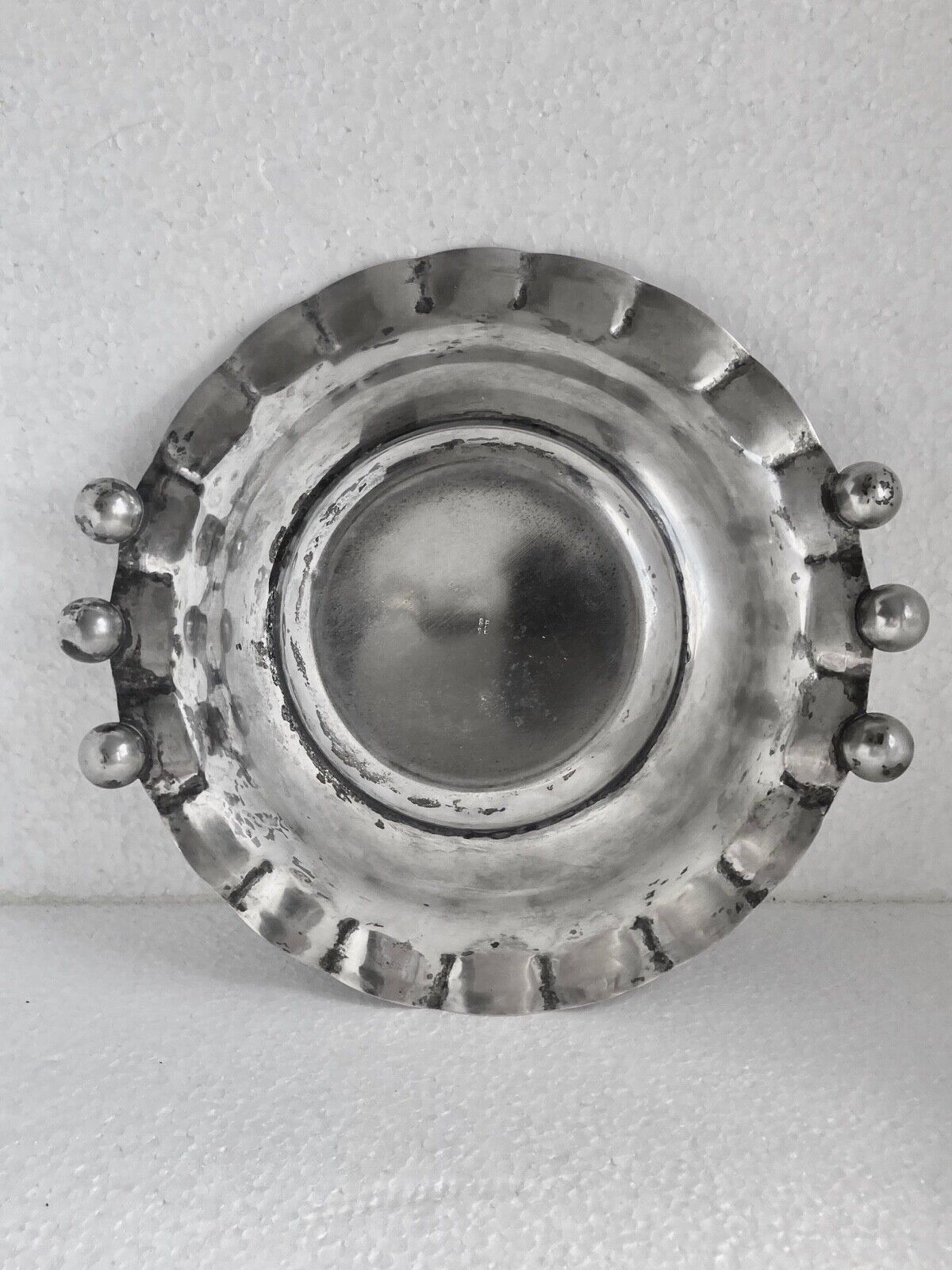 Coupe ou coupelle art déco moderniste en métal argenté estampillé - a voir !!!