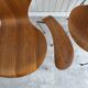 2 Series 7 chairs with armrests (3207) by Arne Jacobsen – Fritz Hansen